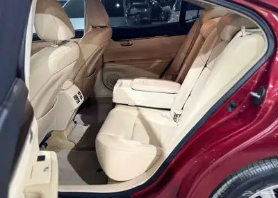 لكزس 2014 ES350 ممشى قليل 31