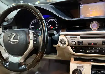 لكزس 2014 ES350 ممشى قليل 26
