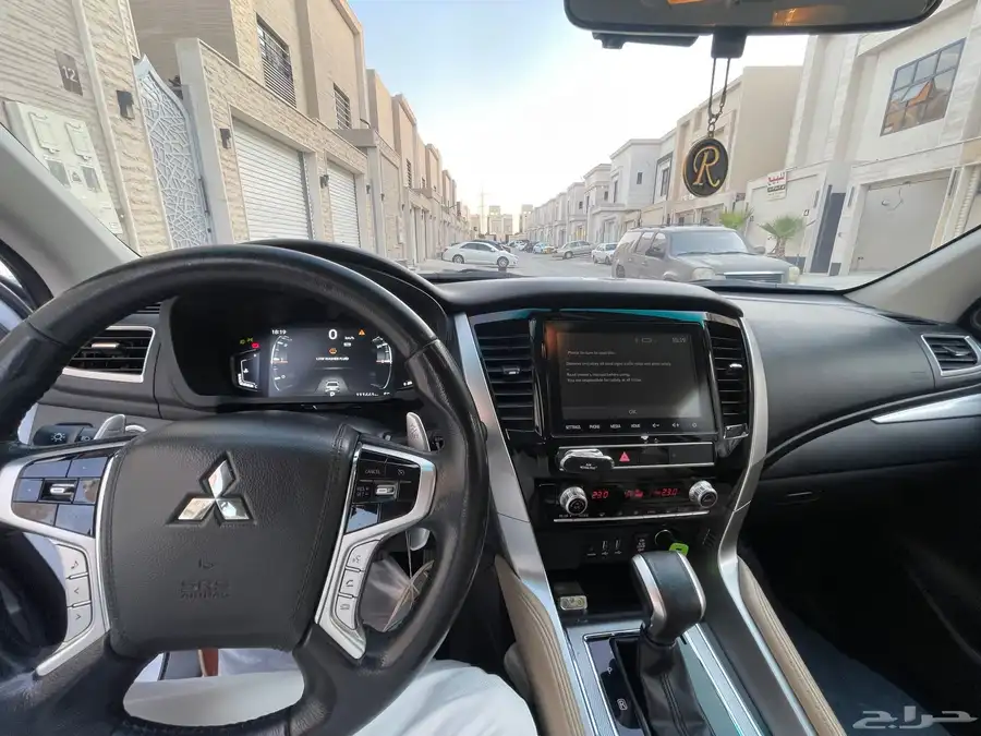 سبورت نصف فل للبيع 2021  ميتسوبيشي مونتيرو 10