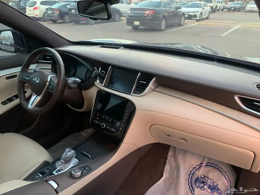 انفنتي QX50 فل كامل للبيع موديل 2020 index