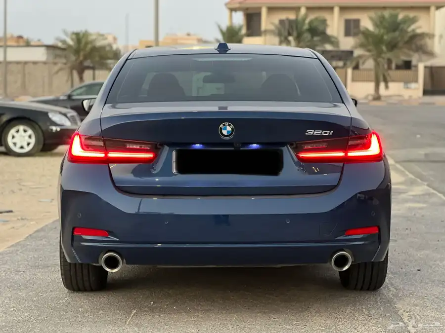 بى ام دبليو 320i-2023-سعودى index