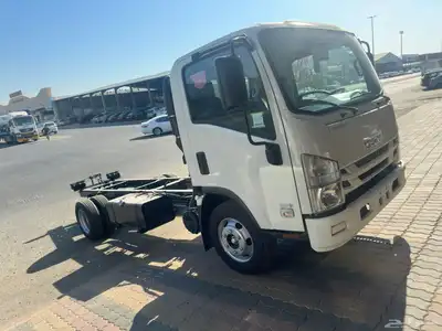 ايسوزو دينا 5 طن شاص 4.95 متر 2025 العيسي ياباني 3