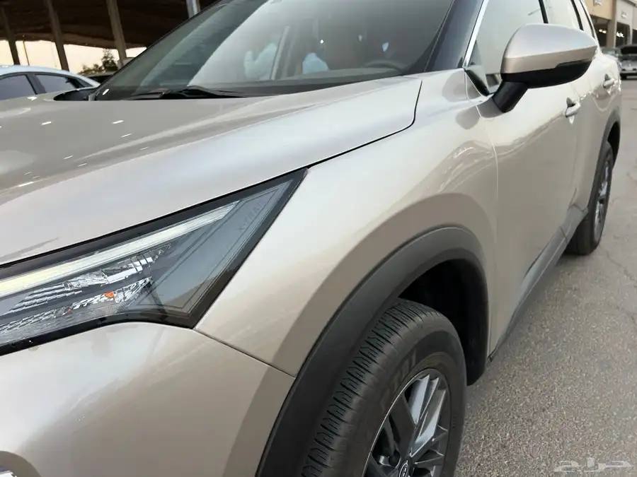 نيسان اكس تريل 2023 7 ركاب دبل ( ممشى قليل ) 3
