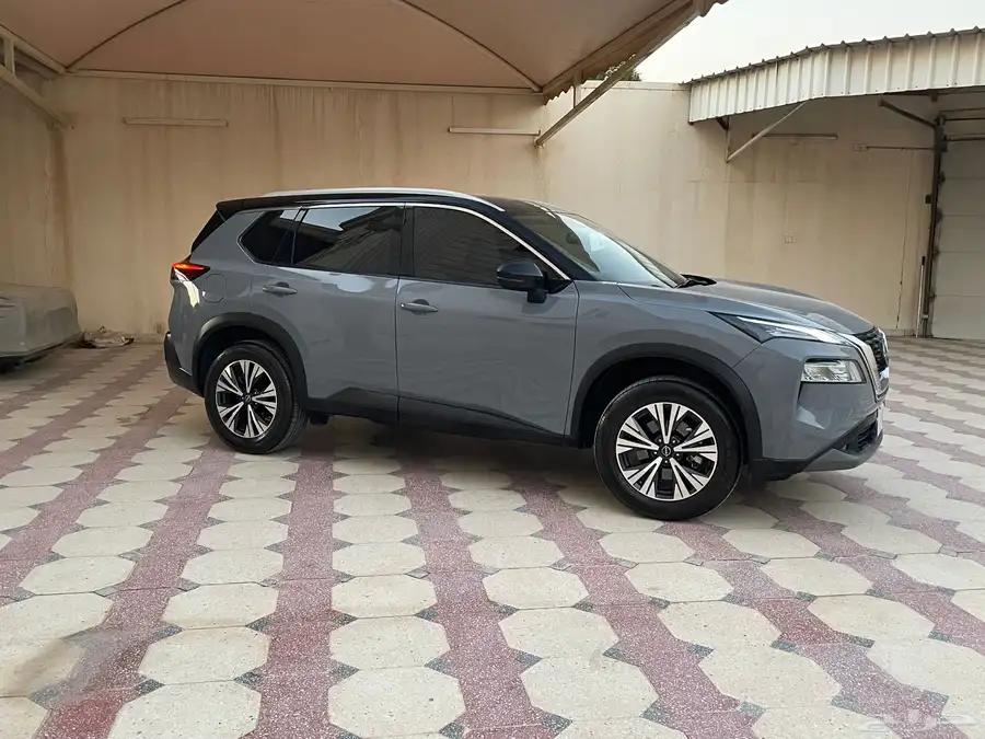 اكس تريل SV plus دبل 2023 للبيع 1
