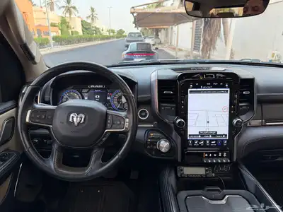دودج رام ليمتد 2021 بترومين 28