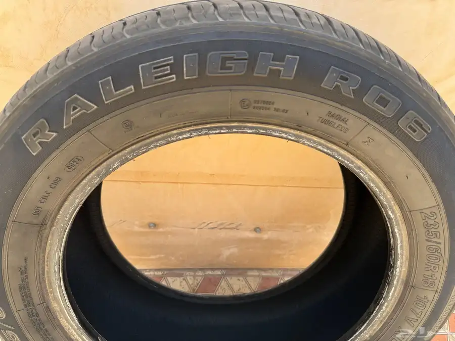 للبيع كفرات جديده موديل 24 م 3