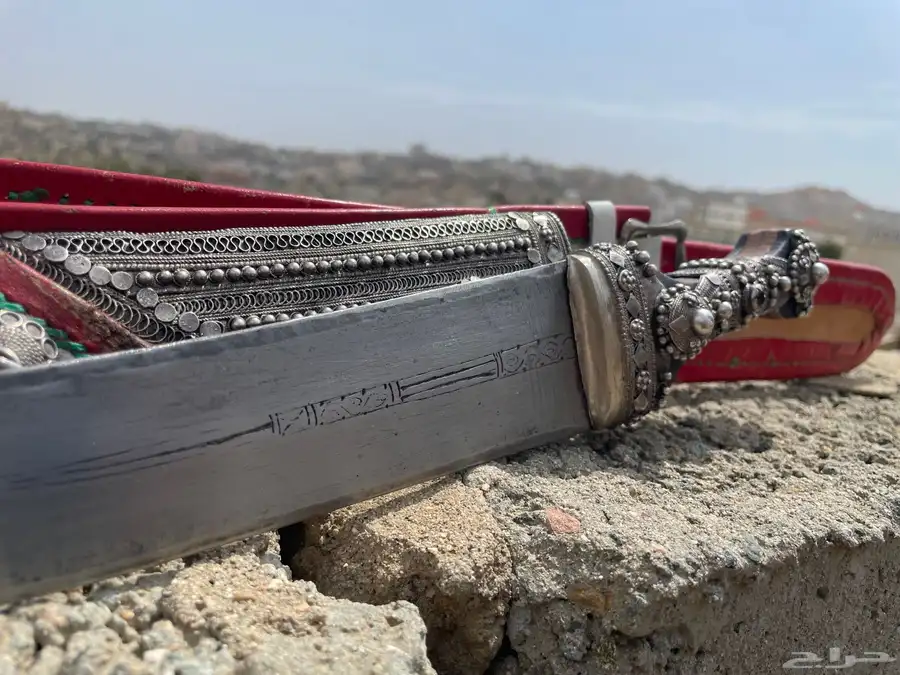 جنبيه جنوبيه قديمه السله نافعي والصب فضه عالشرط 14