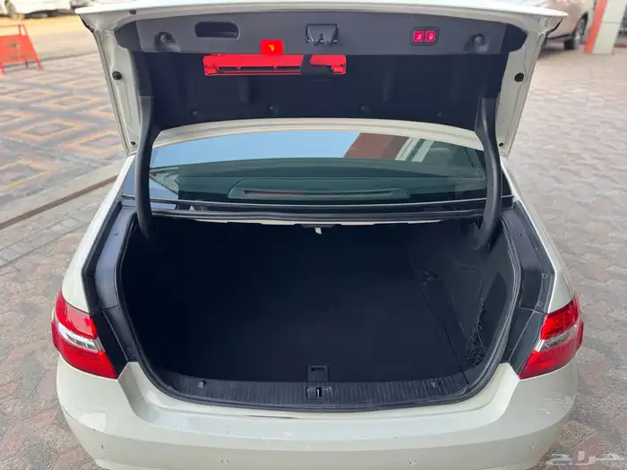 مرسيدس E300 AMG 13