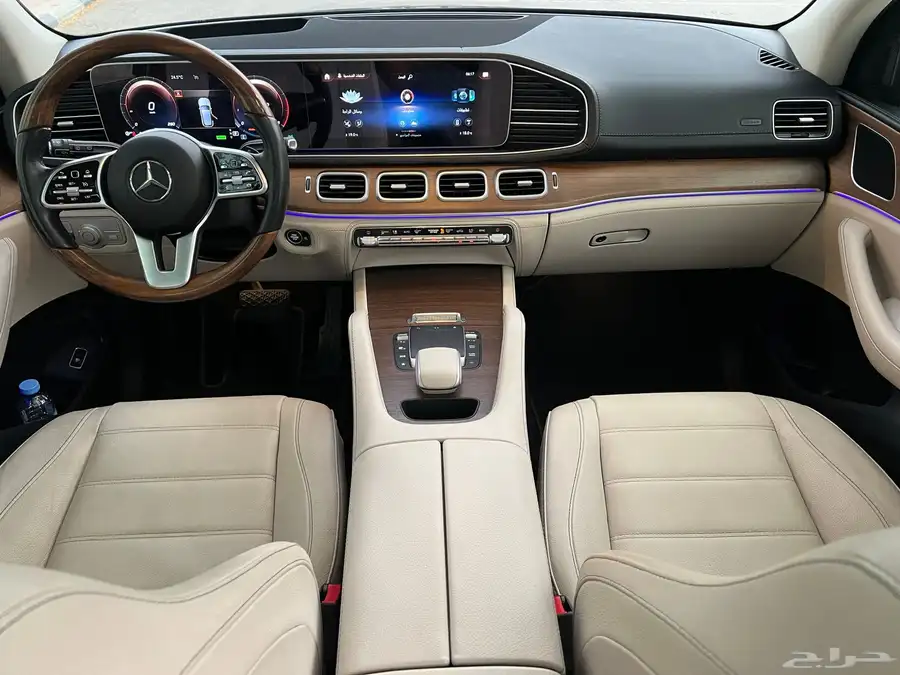 مرسيدس ( GLE450 ) موديل 2022 مع AMG kit شبه جديده 31