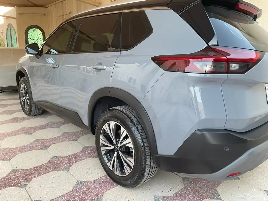 اكس تريل SV plus دبل 2023 للبيع 5