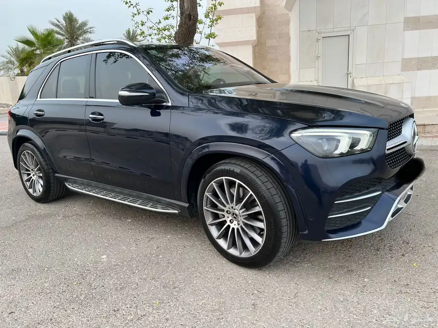 مرسيدس ( GLE450 ) موديل 2022 مع AMG kit شبه جديده 11