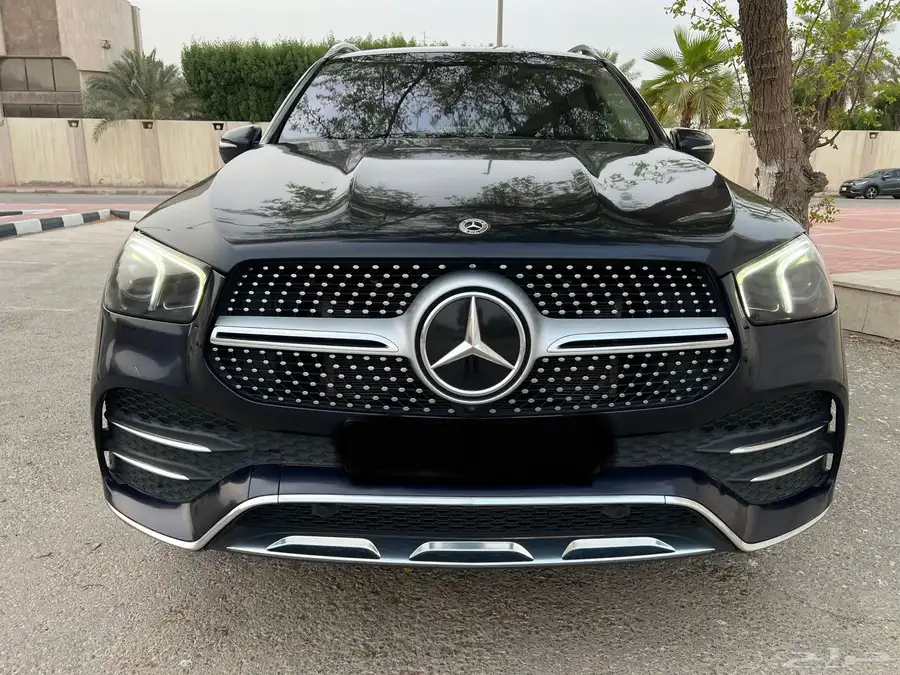 مرسيدس ( GLE450 ) موديل 2022 مع AMG kit شبه جديده 12