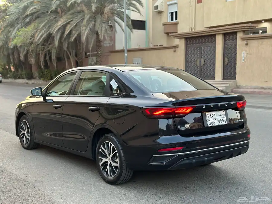 جيلي امجراند 2023 ب 28 الف 4