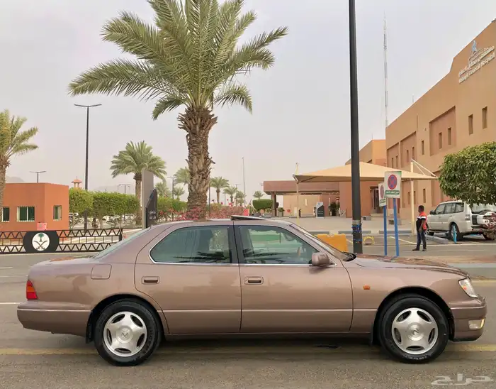 لكزس LS 400 سعودي بلد 15