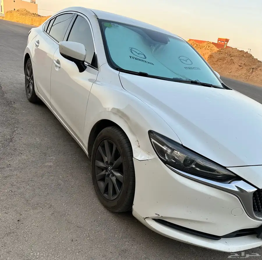 للبيع مازدا 6 سيدان 2020 اللون أبيض لؤلؤي 2