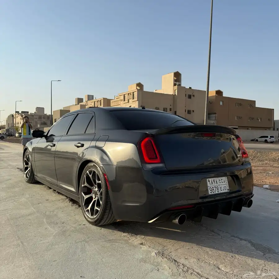 كلايسلر 2016 V8 5 7 index