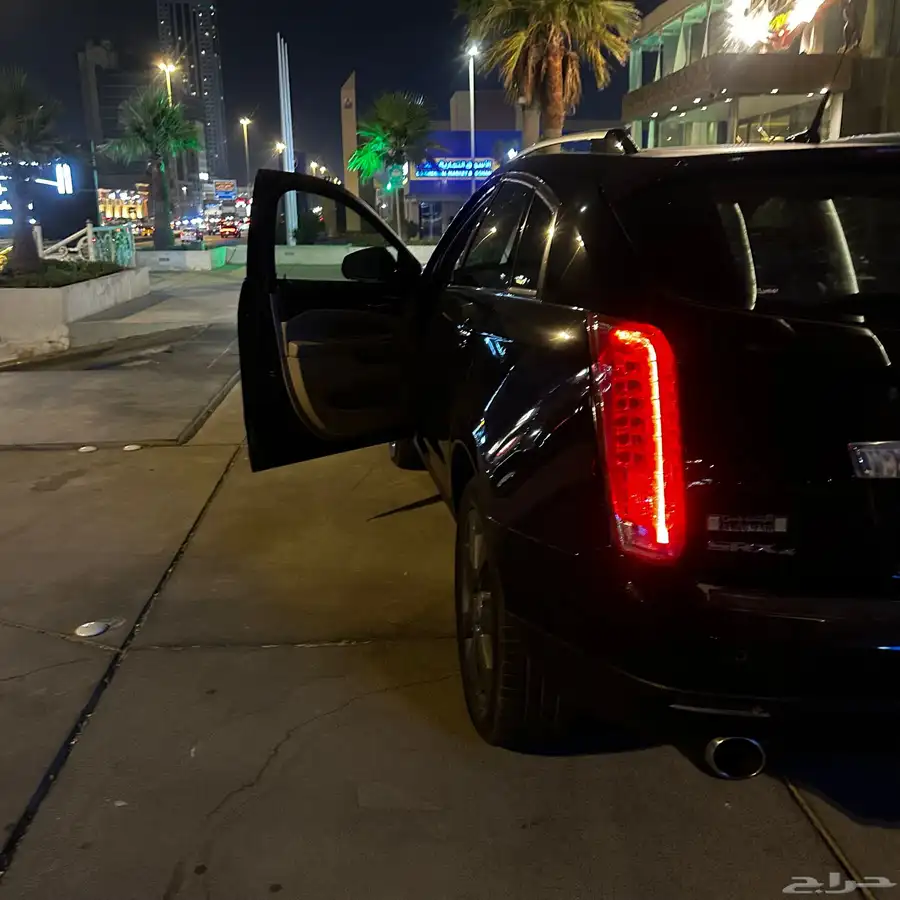 كاديلاك SRX4 بلاتينيوم فل كامل index