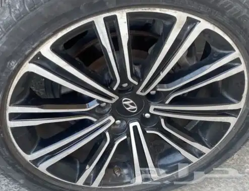 هيوندايi40-2016بحالةممتازةماشي205ألف سوم24500 4