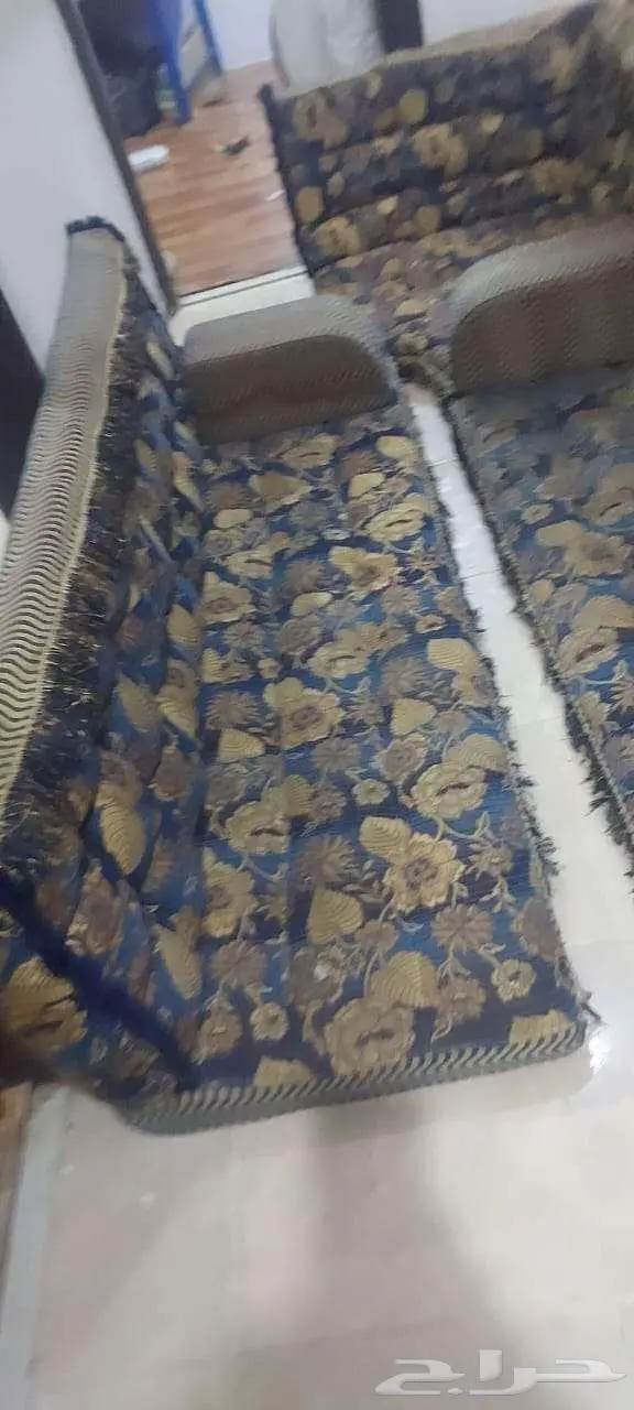 مجلس عربي لبيع 4