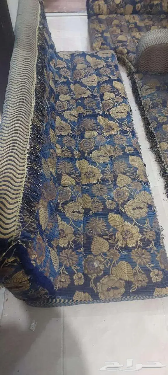 مجلس عربي لبيع 3