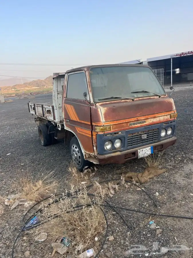 قلاب ديهاتسو 83 بودي بلد بدون اي سمكره مطوف 12 سنة 1