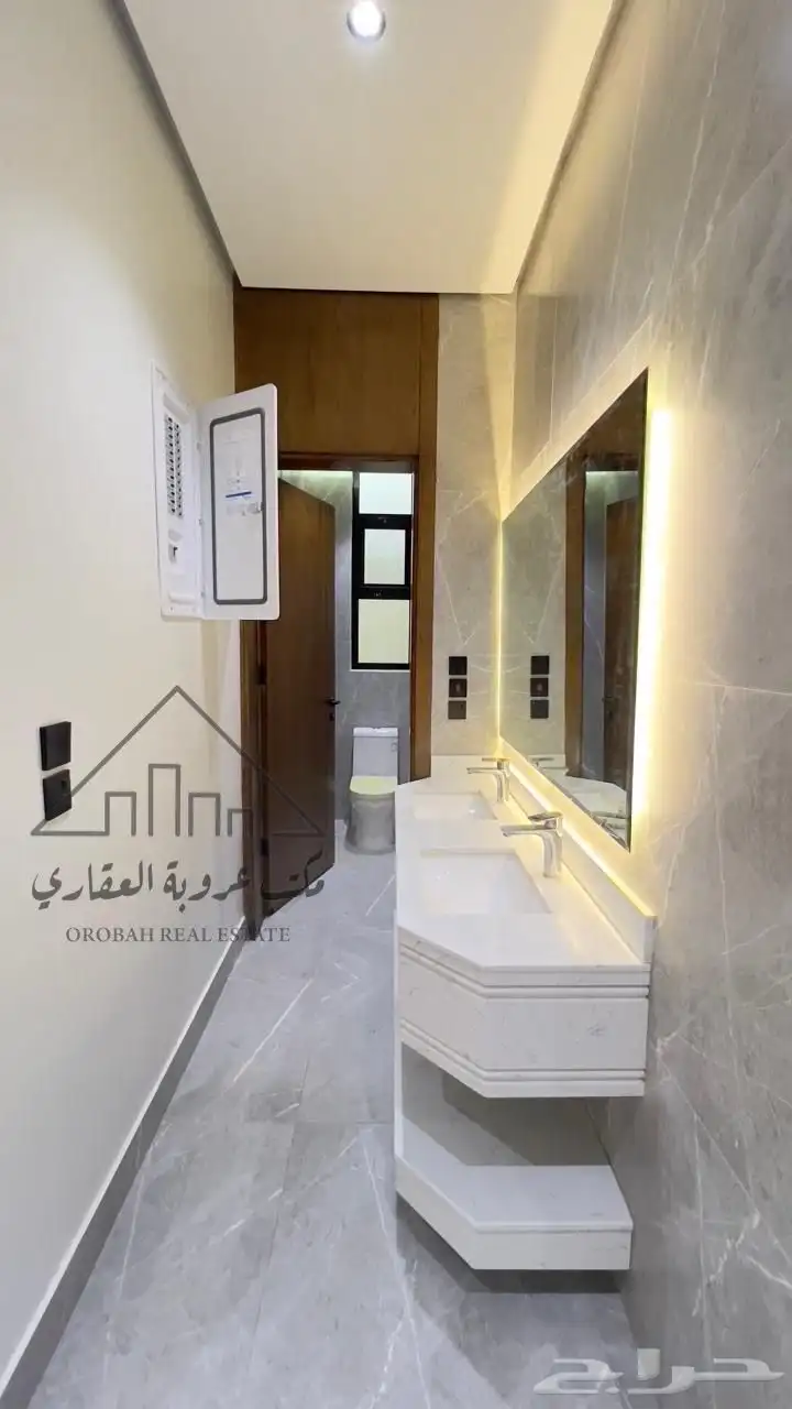 للبيع فيلا روف ارضي تمليك تبوك حي الصفا 5