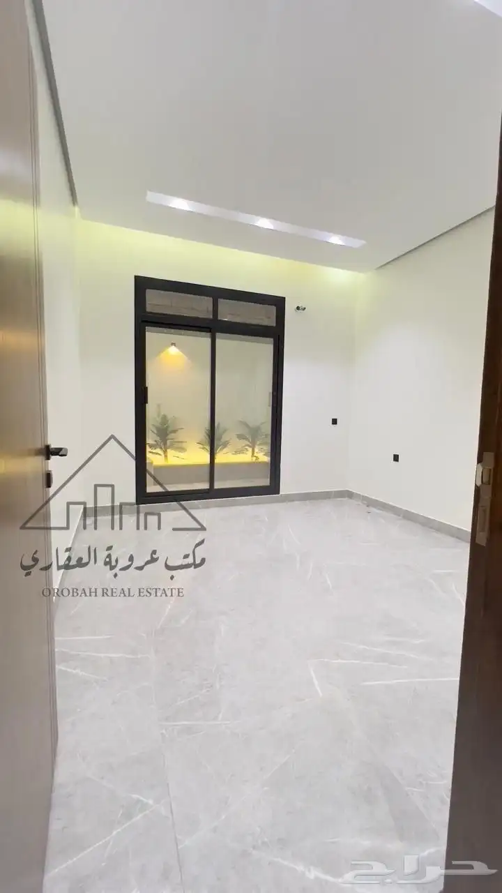للبيع فيلا روف ارضي تمليك تبوك حي الصفا 12