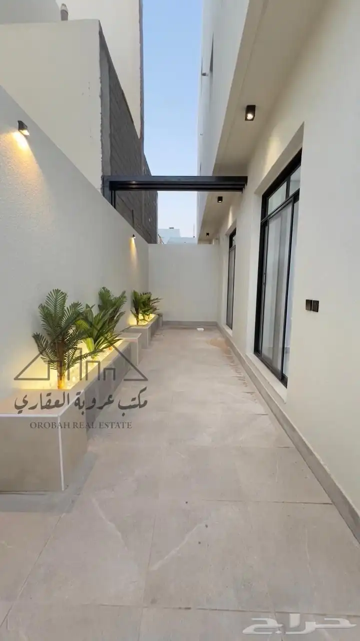 للبيع فيلا روف ارضي تمليك تبوك حي الصفا 17