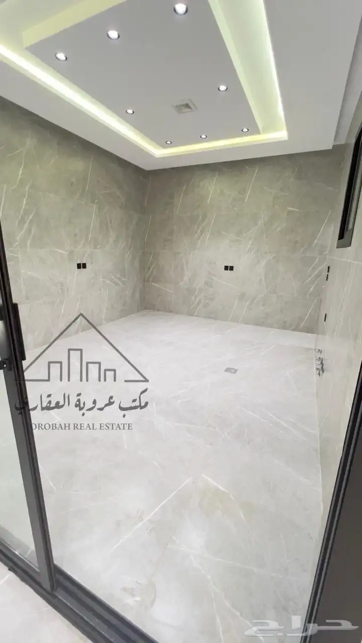 للبيع فيلا روف ارضي تمليك تبوك حي الصفا 8