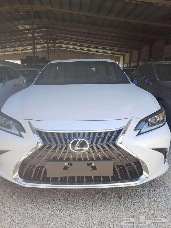 لكزس es250 استاندر ابيض 2025خليجي 0