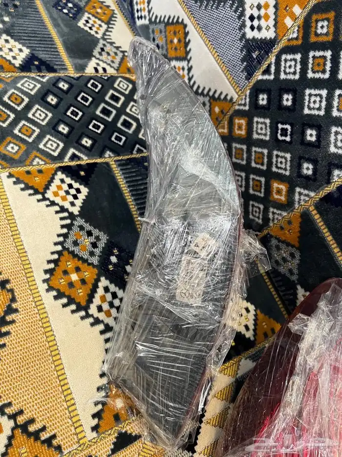 قطع لمرسيدس e 8