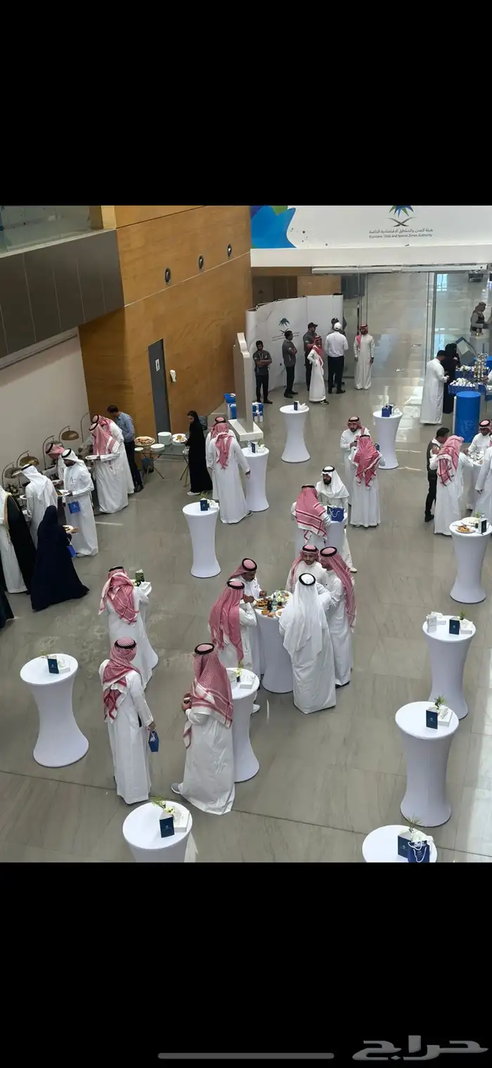 كوكتيل تيبل للايجار 6