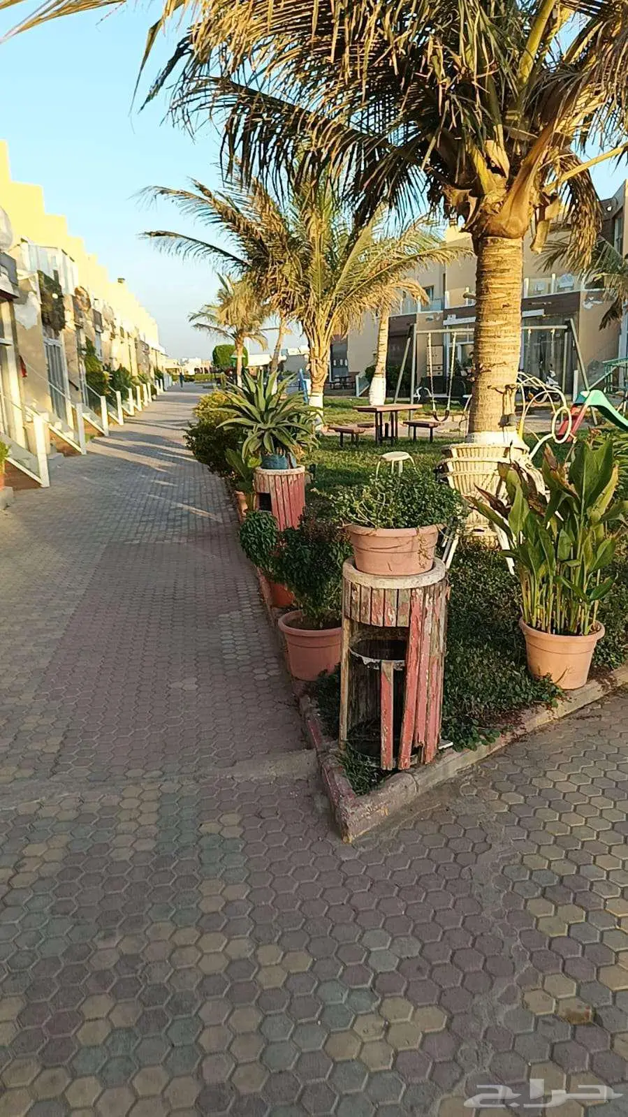 شاليه للبيع في أرض السعاده 1 2
