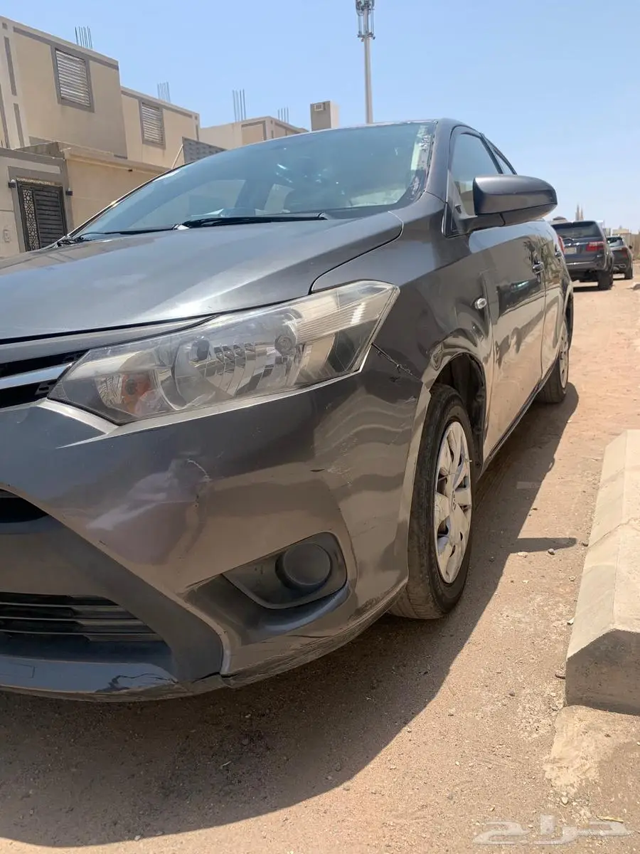 تويوتا يارس 2014 مكيف قير عادي نظيفه حد17500 8