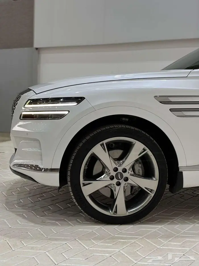 جنسس جي في 80 2022 GV80 2