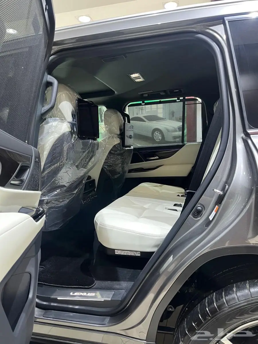 لكزس LX 600 BB 2025 index