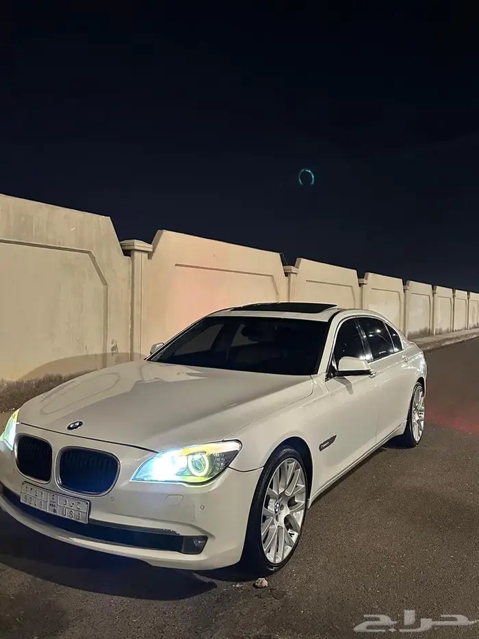بي ام دبليو Li730 17