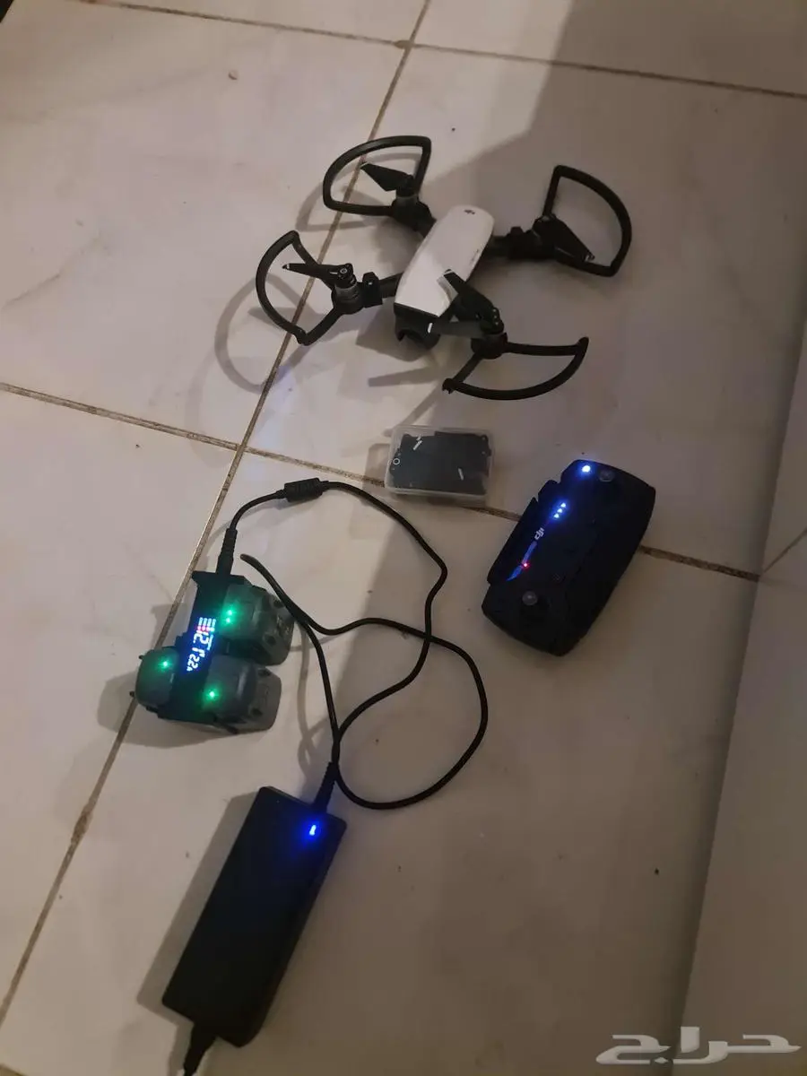 طائرة درون dji spark نظيف للبيع 1