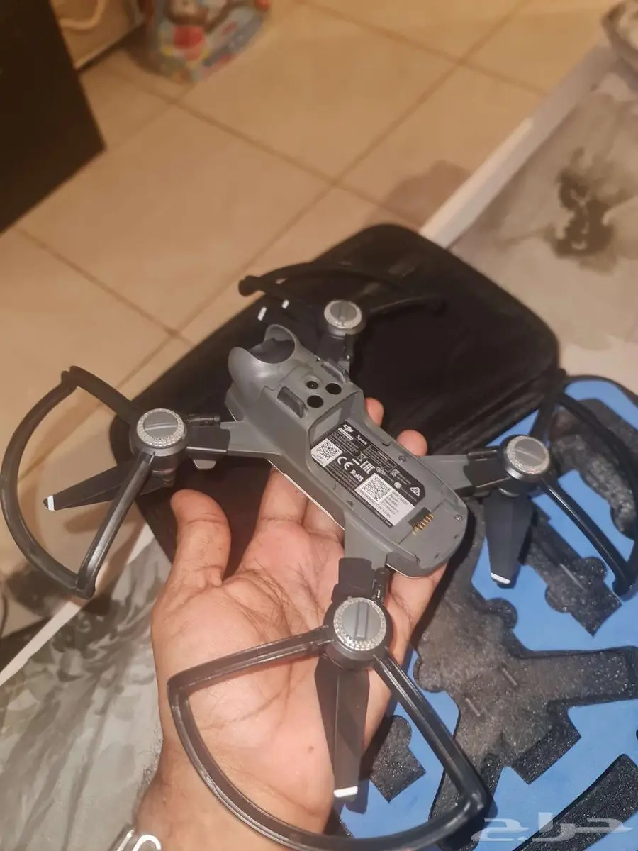 طائرة درون dji spark نظيف للبيع 4