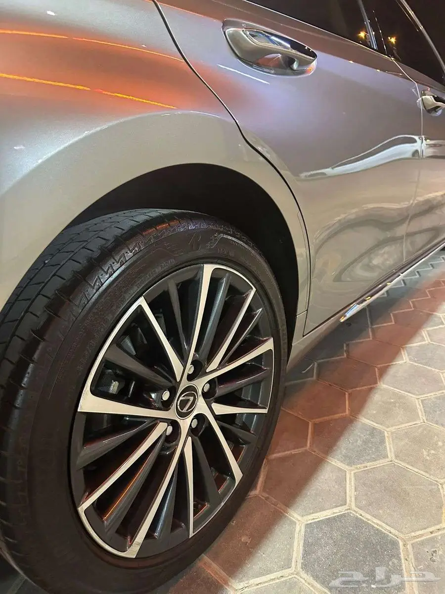 لكزس es350cc خليجي وارد وليد موديل 2023 index
