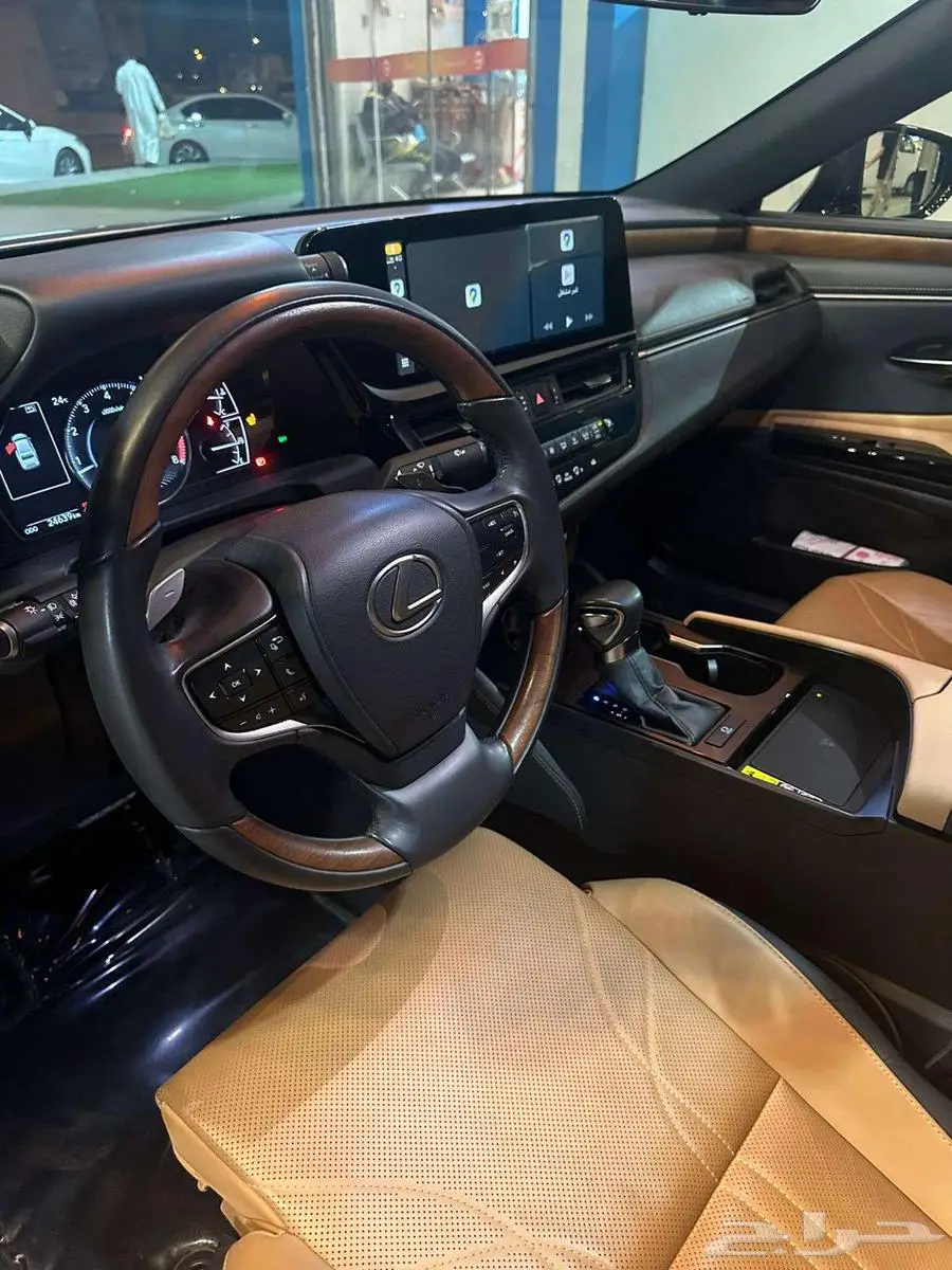 لكزس es350cc خليجي وارد وليد موديل 2023 index