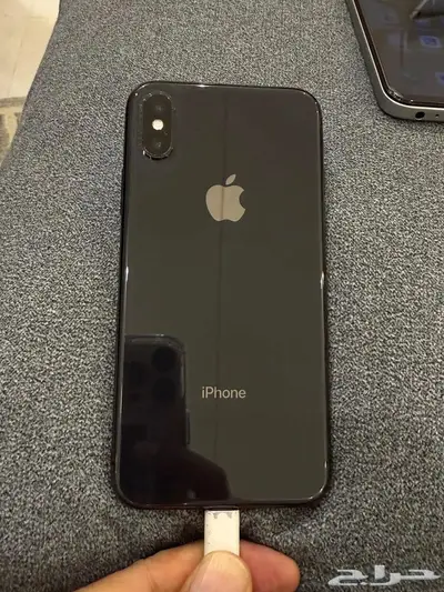 CLEAN new looking Iphone X only 400 2