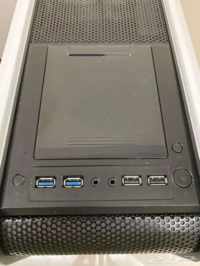 كمبيوتر مكتبي معالج i7 ورامات 24GB والتخزين SSD 128GB 1