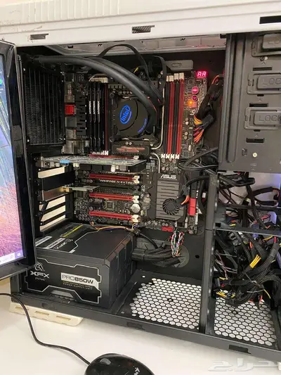 كمبيوتر مكتبي معالج i7 ورامات 24GB والتخزين SSD 128GB 5