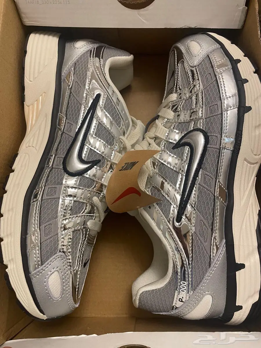 جزمة نايك p6000 مقاس 42 جديده 0