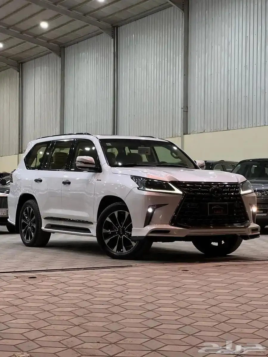 جيب لكسر LX 570 بلاك اديشن index