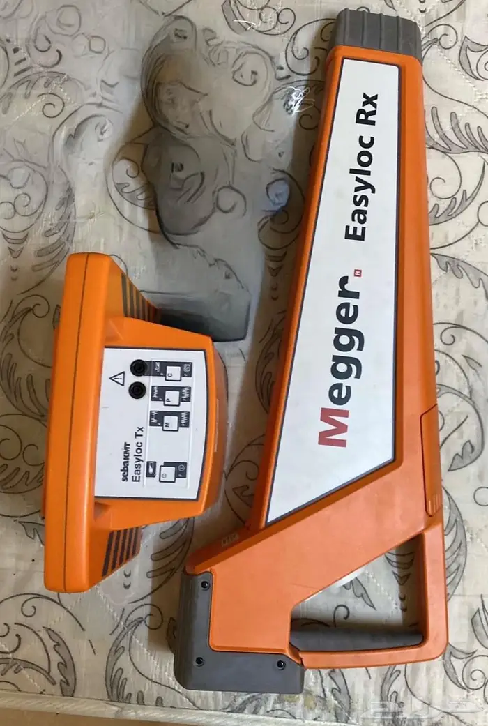 Megger Easyloc كاشف الكابلات والأنابيب  والمعادن 0