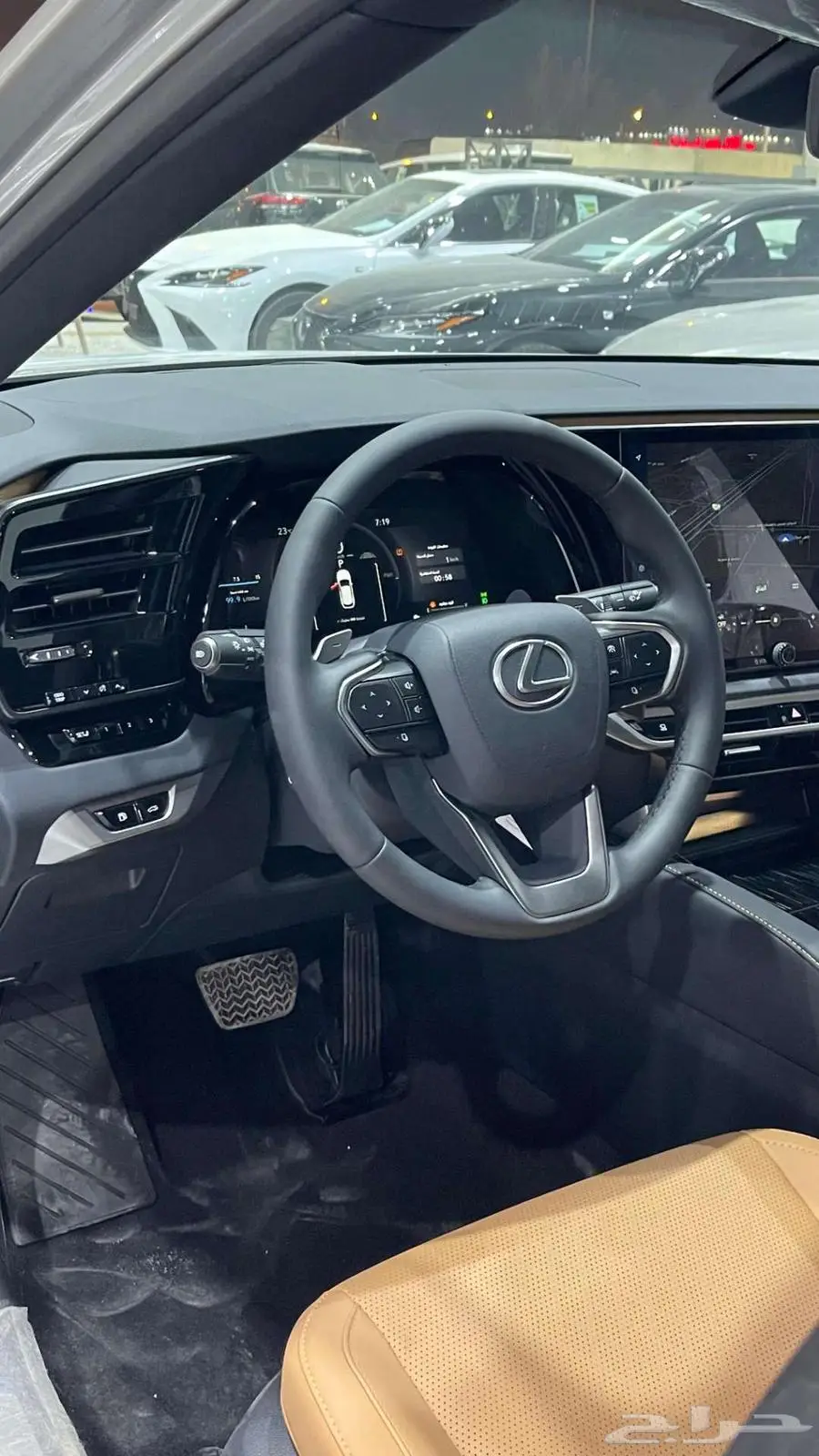 لكزس RX 350 H 2025 index