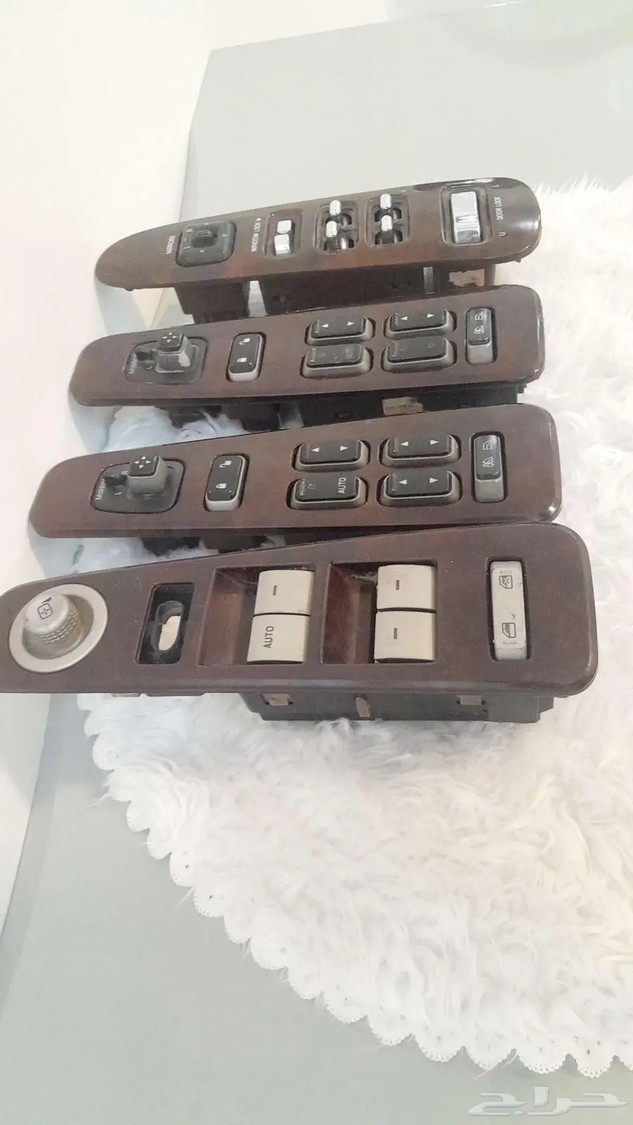 مجموع مفاتيح قزاز لنكولن تاون كار 1