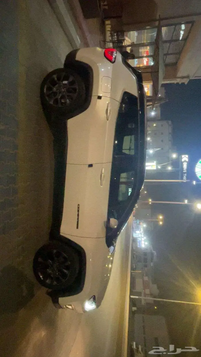 السيارة الأمريكية القوية جيب كومباس 15